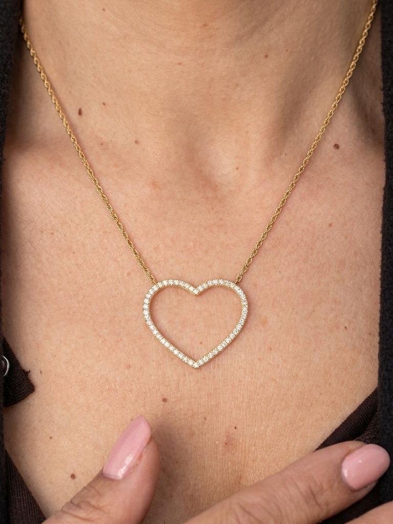 Collana Amour in acciaio e cristalli  – L'essenza dell'amore in un design senza tempo