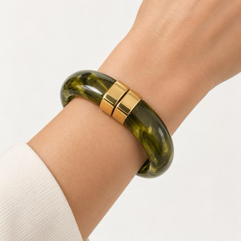 Bracciale Minerva - bracciale  rigido in resina e acciaio