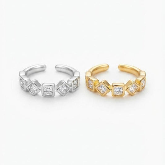 Anello Lùmina in Acciaio e Zirconi con Design Elegante e Moderno per Ogni Occasione