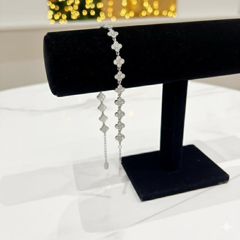Bracciale BLOOM in Argento o Dorato con Fiori Scintillanti e Zirconi Luminosi Multicolor Vivace e Bianco Brillante Eleganza e Freschezza