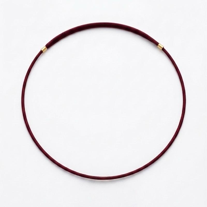 Collana Magnetica "Infinity Loop"  Intramontabile Chiusura Istantanea Regolabile al 100% Multi-look Eleganti Terminali Dorati per Charm Interchangeable