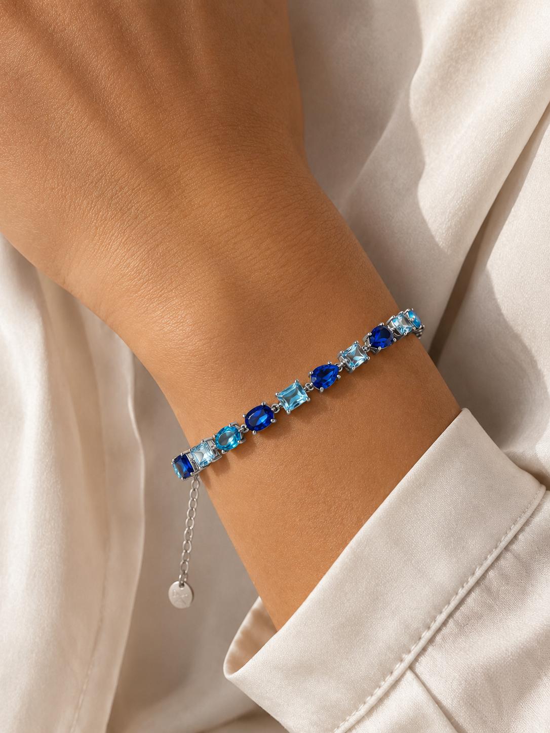 Bracciale Royal in acciaio e Cristalli, elegante e sofisticato