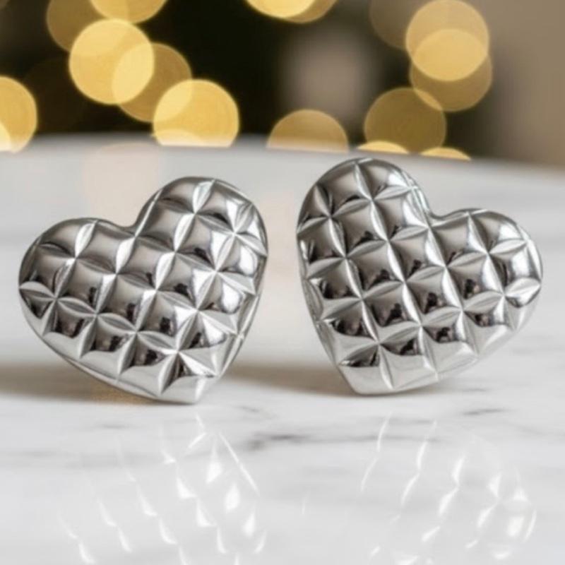 Orecchini Batticuore in Acciaio Inossidabile con Design a Cuore Elegante e Resistente
