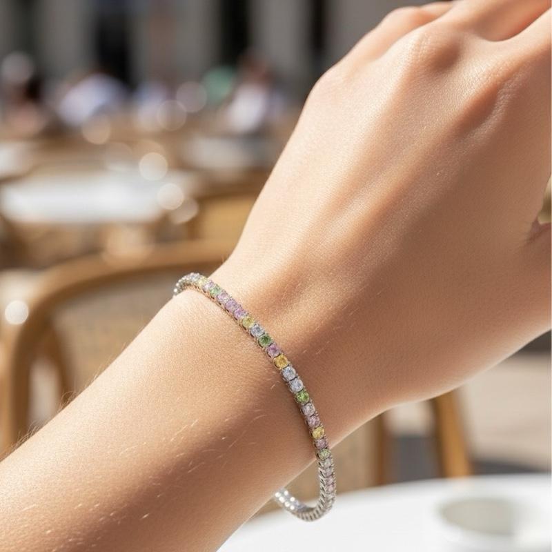 Bracciale Tennis in Acciaio Raffinato e Luminoso Classico Intramontabile con 4 Varianti di Colore per Adattarsi a Ogni Stile