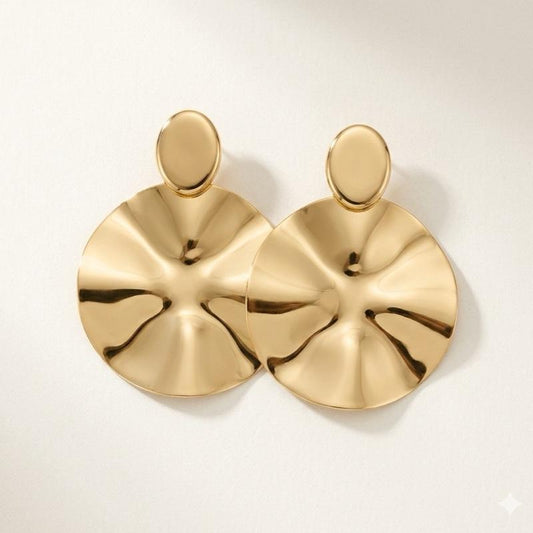 Orecchini Fluid Gold collezione Golden in acciaio eleganti e sofisticati per un look moderno e chic