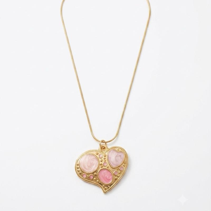 Collana Cupido in Acciaio con Pendente a Forma di Cuore Elegante e Raffinata per Donna