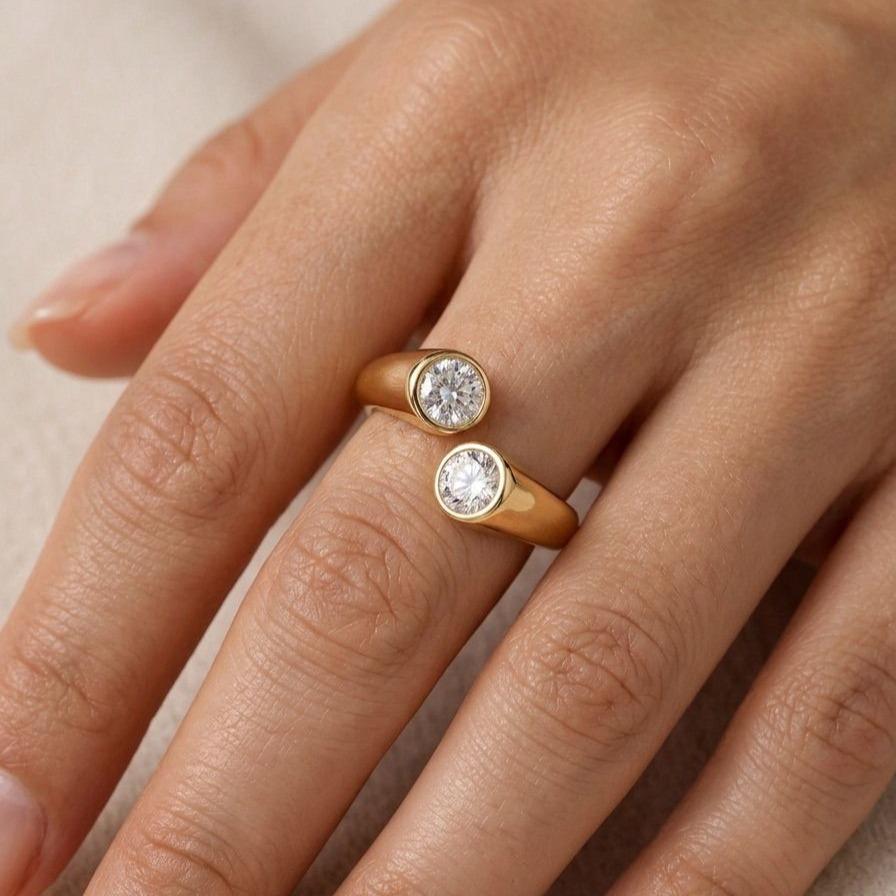 Anello Aurora in acciaio inossidabile e zirconi