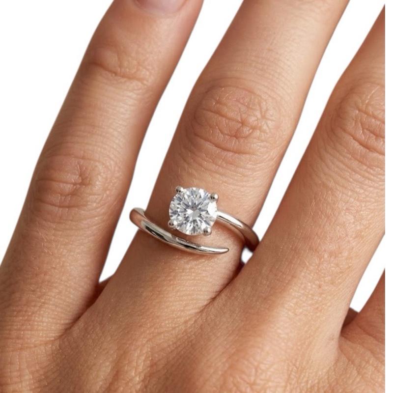 Anello Incanto Argento 925 con Zircone Elegante e Brillante per Occasioni Speciali in Scatola di Lusso