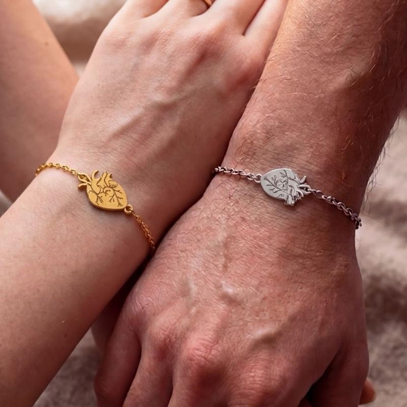 Bracciale Battito in Acciaio Inox con Incisione Personalizzabile Design Anatomico Cuore Alta Qualità