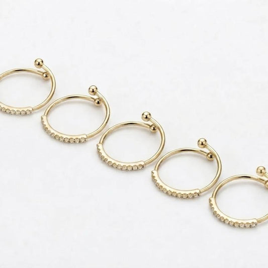 Set di Fedine Brilla regolabili  in Acciaio Inossidabile con Dettagli Brillanti per un Look Elegante e Moderno