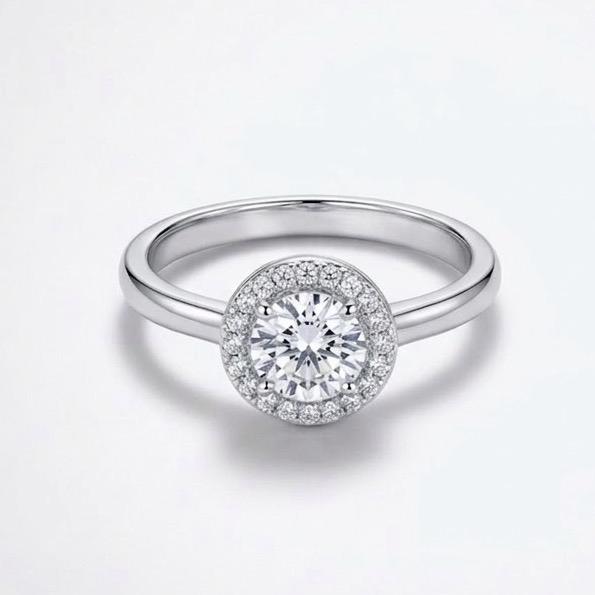 Anello Bagliore Argento 925 regolabile con Dettagli Brillanti e Design Elegante per Occasioni Speciali