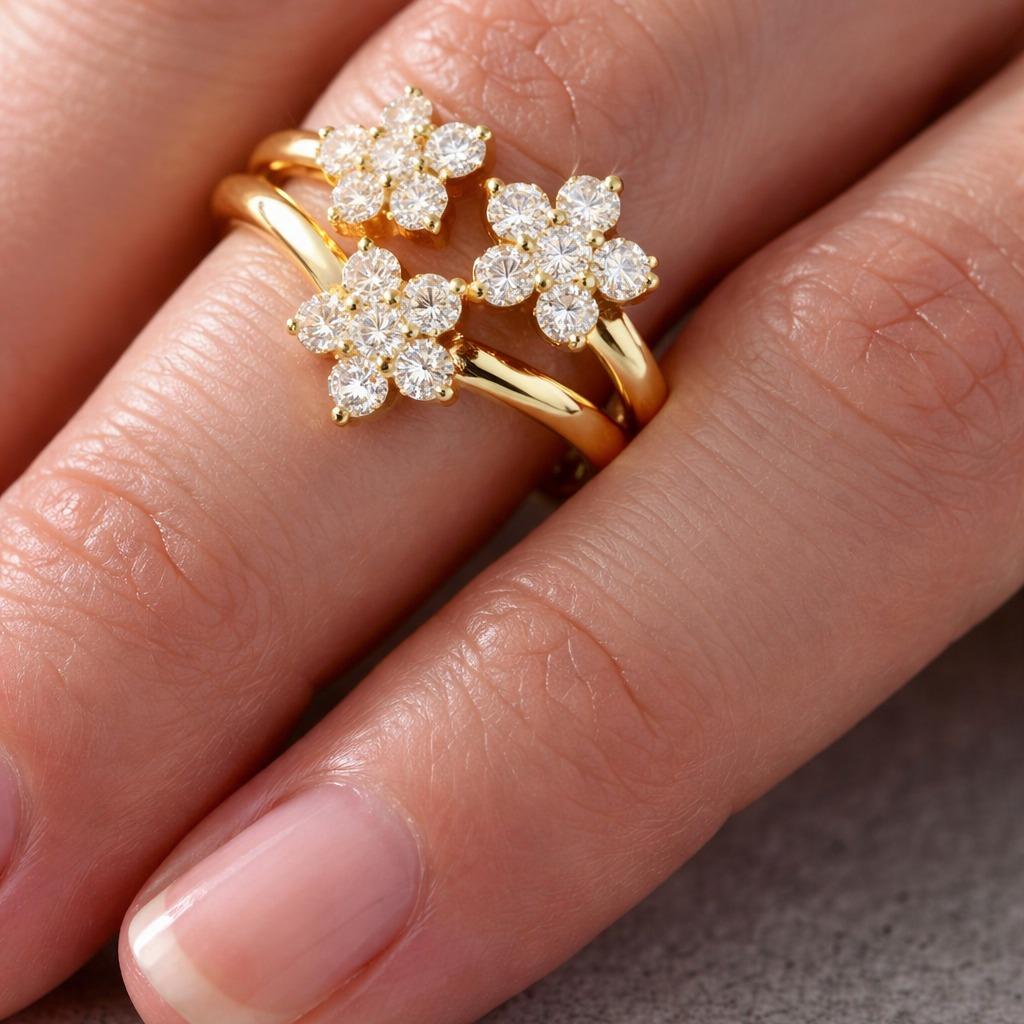 Anello in argento 925 Trilogy Flower Elegante e luminoso con tre fiori scintillanti regolabile per dito Perfetto per ogni giorno o occasioni speciali