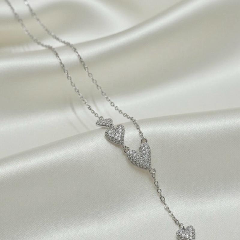 Collana Lovely in Acciaio Dorato e Argento con Pendente a Cuore Elegante e Versatile per Ogni Occasione